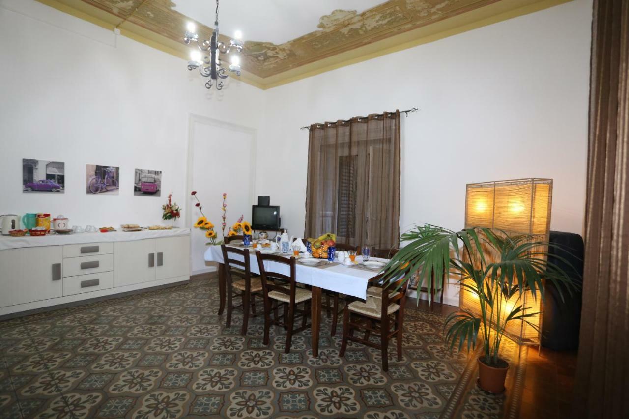 Rest And Go Bed & Breakfast Palermo Ngoại thất bức ảnh