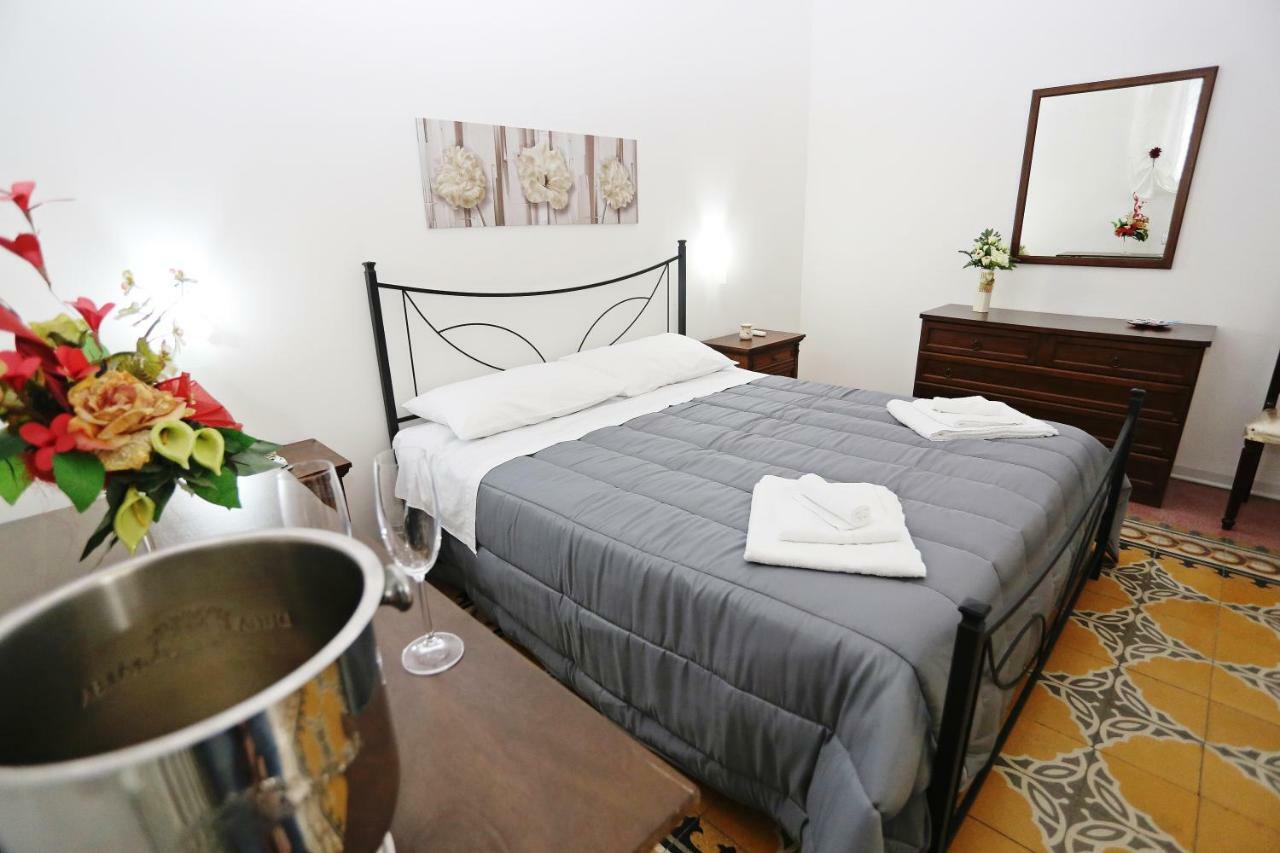 Rest And Go Bed & Breakfast Palermo Ngoại thất bức ảnh