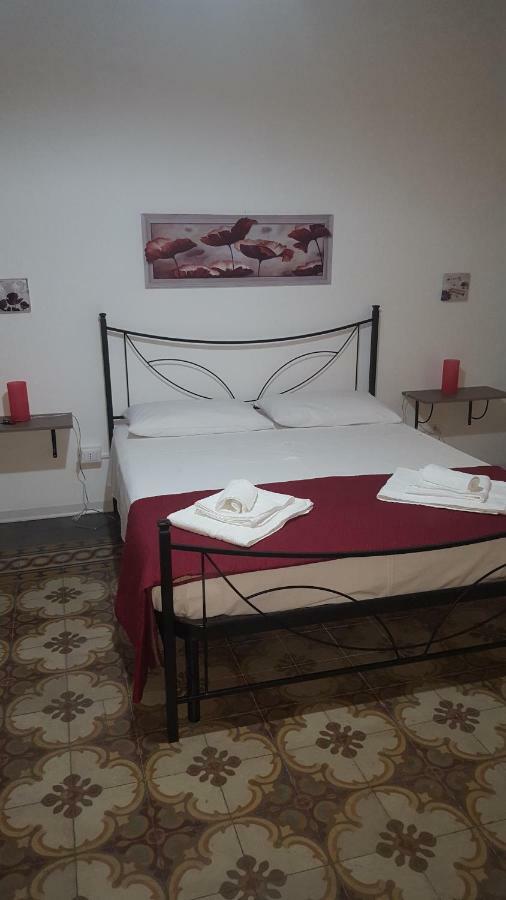 Rest And Go Bed & Breakfast Palermo Ngoại thất bức ảnh